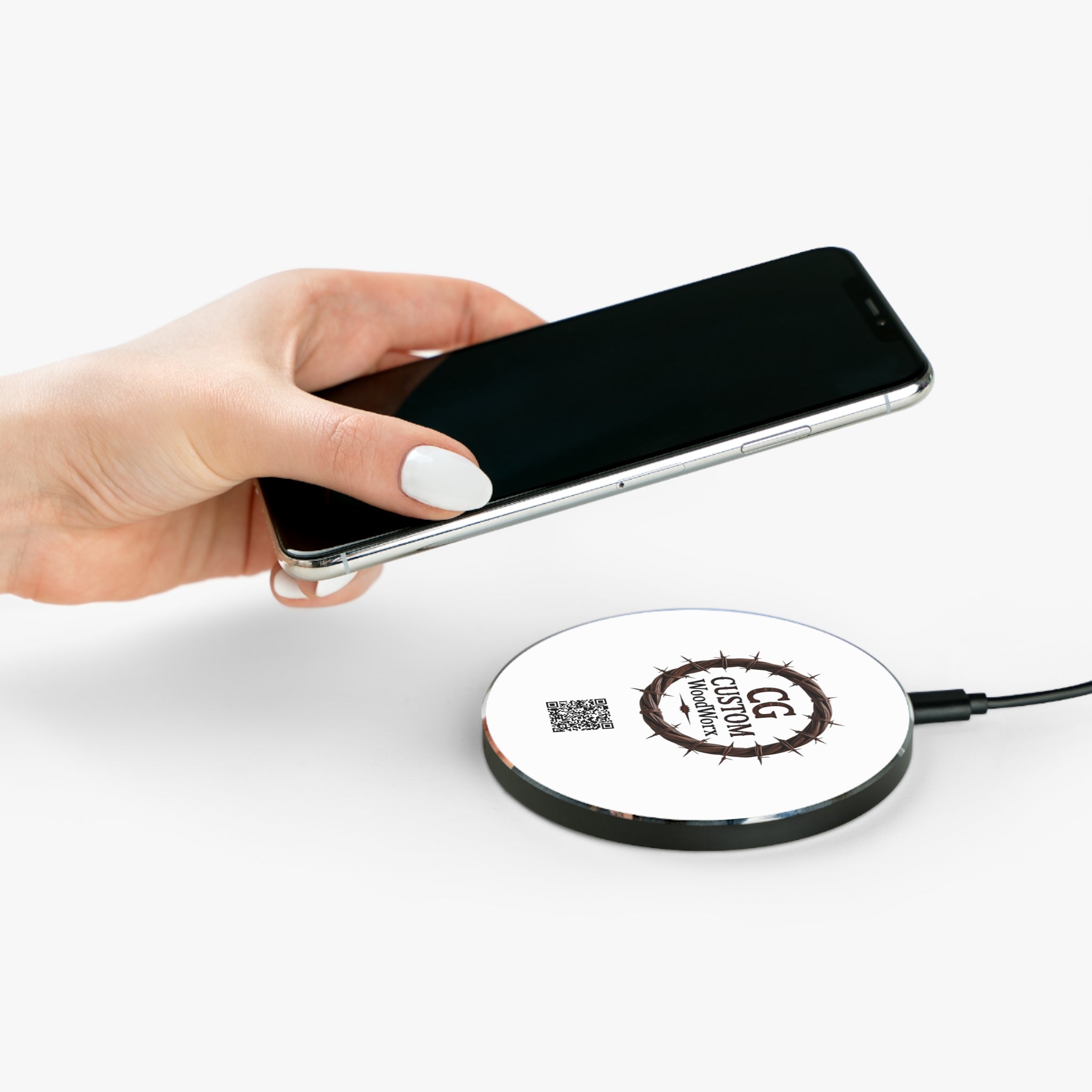 Custom Wood Wireless Charger, Fast Charging Pad, Personalized Gift, Tech Accessory, Home Office Decor, Unique Design
